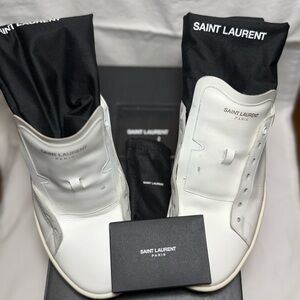 SAINT LAURENT S01 Low Top Sneakers